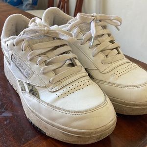 Reebok platform club c sneakers